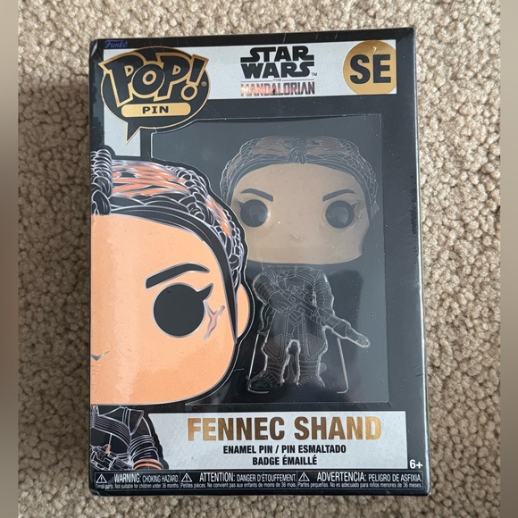 Funko POP Pin Star Wars Mandalorian Fennec Shand Enamel Pin SEALED - Picture 1 of 4